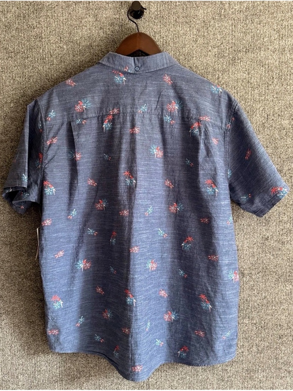 Hurley Mens Short Sleeve Shirt Blue Tropical Fourth 4th Of July NEW XL - Picture 2 of 7